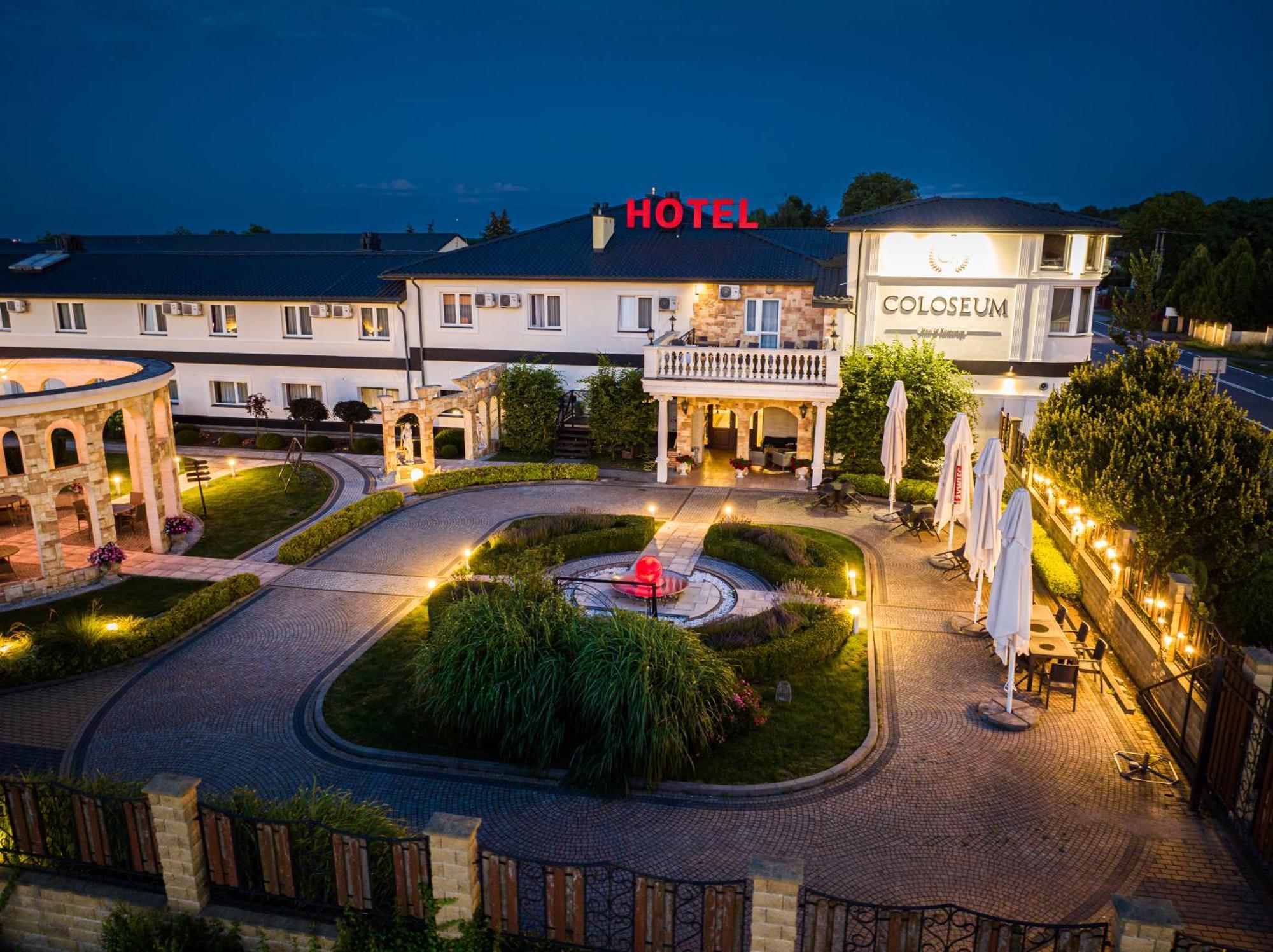 Hotel Coloseum Jarosław Dış mekan fotoğraf
