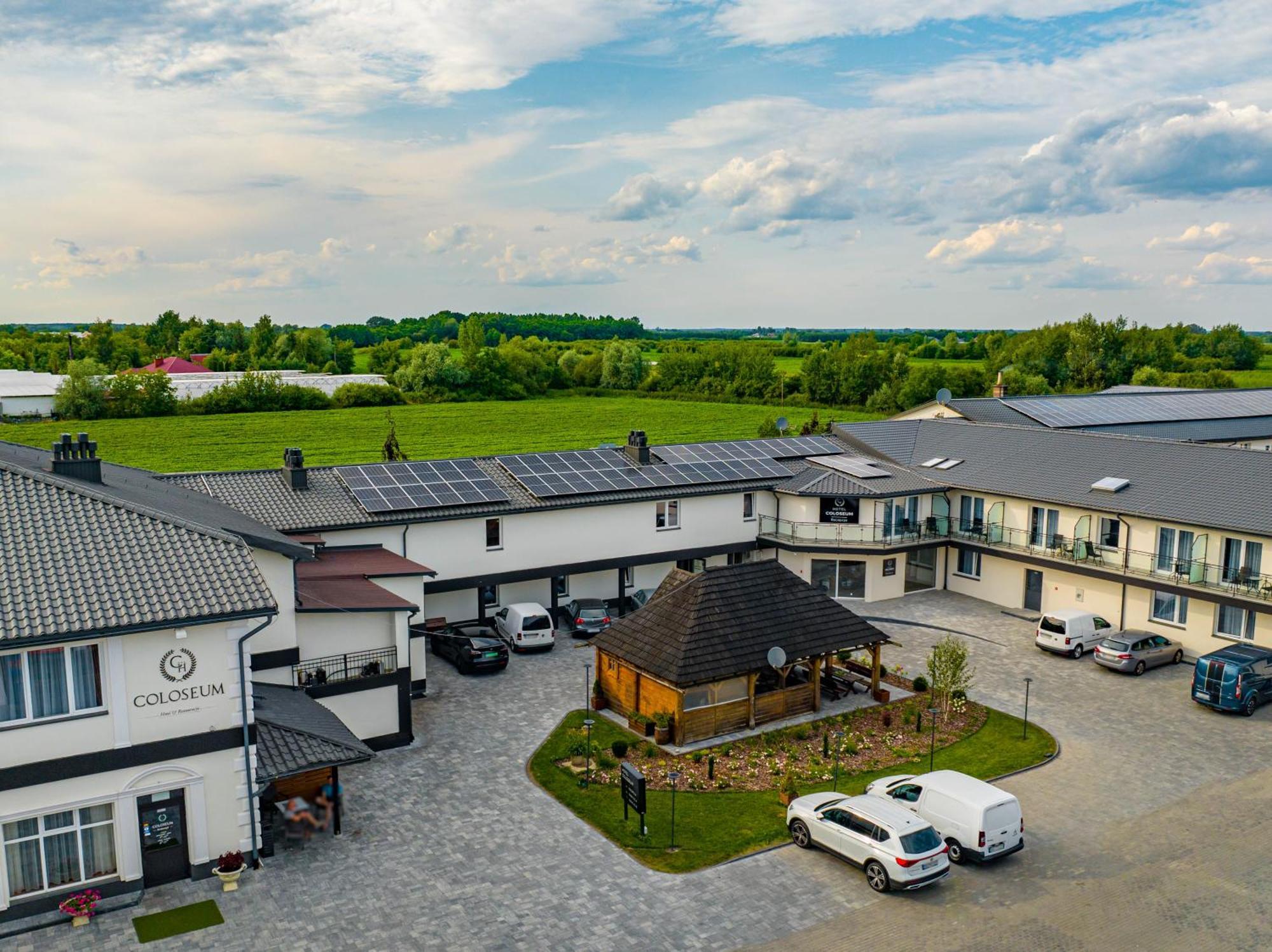 Hotel Coloseum Jarosław Dış mekan fotoğraf