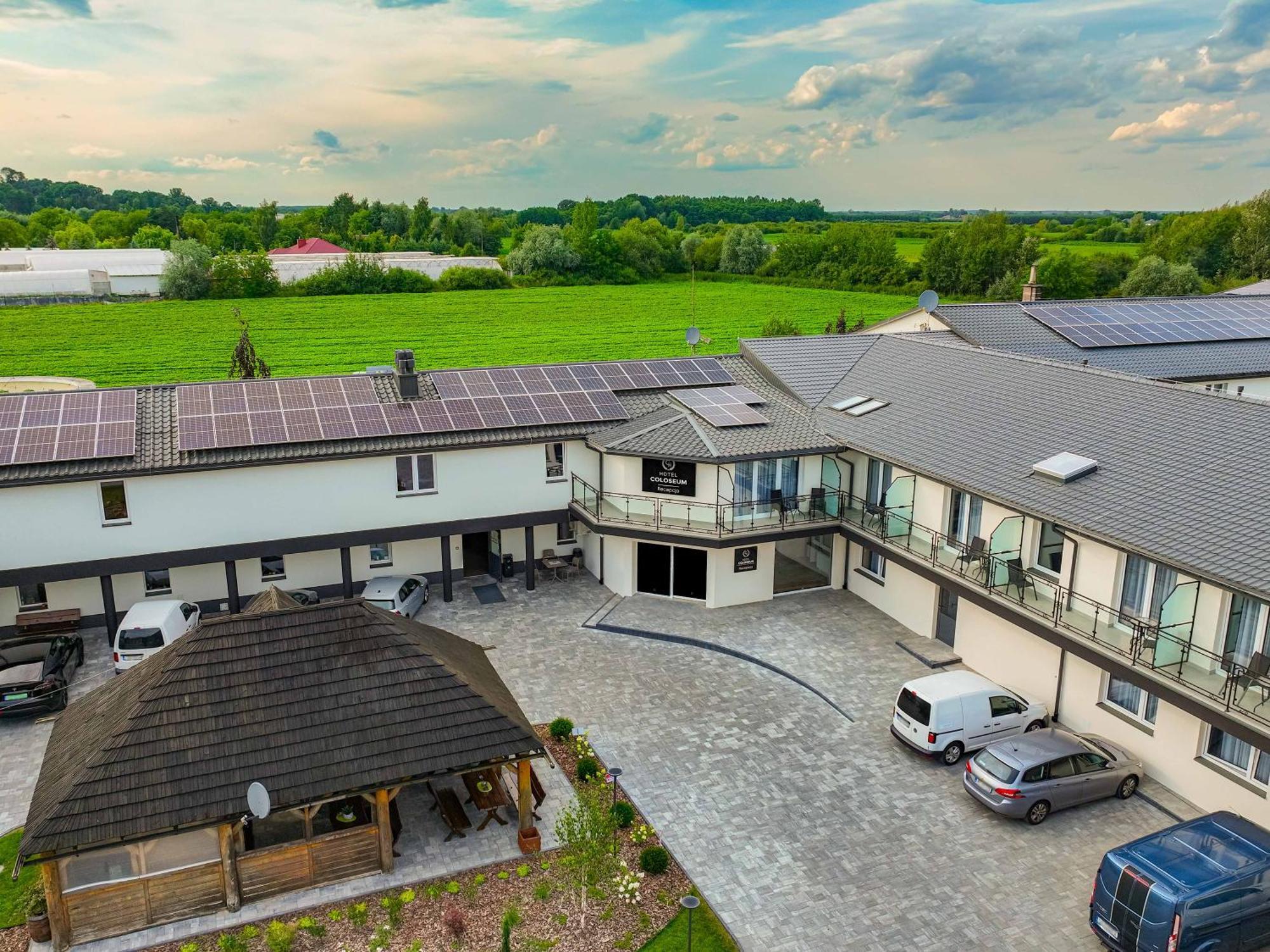 Hotel Coloseum Jarosław Dış mekan fotoğraf