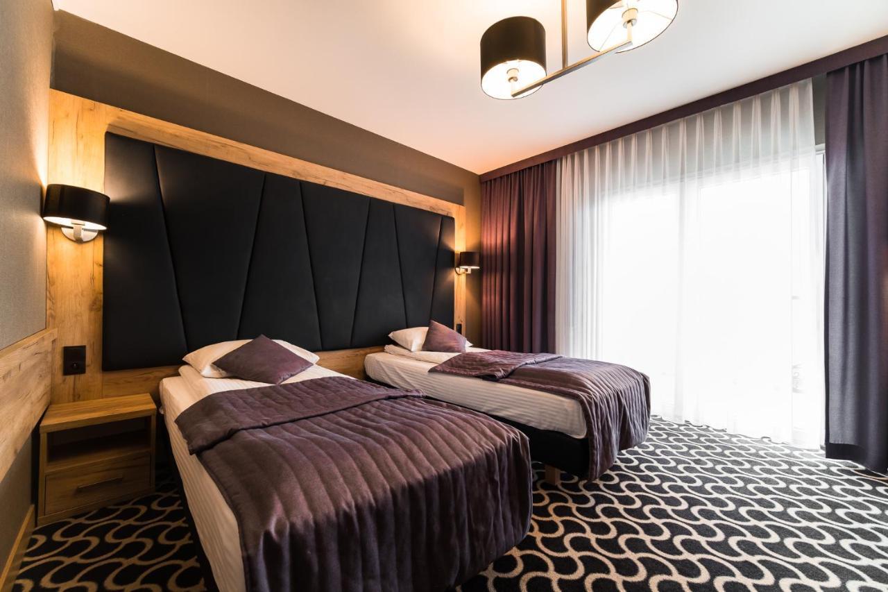 Hotel Coloseum Jarosław Dış mekan fotoğraf